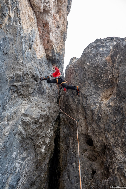 The Bird, Gola del Pettirosso, Vallunga, Dolomiti, Daniel Ladurner, Hannes Lemayer - Daniel Ladurner su The Bird (Gola del Pettirosso) Vallunga, Dolomiti