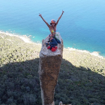 Sara Leoni - Sara Leoni in cima al Dillosauro in Sardegna
