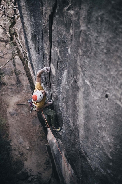 Symon Welfringer, Le Voyage, Annot, France - Symon Welfringer climbing Le Voyage at Annot in France