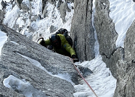 Goulotte Desperados, Tour Ronde, Mont Blanc, Niccolò Bruni, Gianluca Marra - Goulotte Desperados on Col Occidental de la Tour Ronde, Mont Blanc massif, first ascended by Niccolò Bruni and Gianluca Marra