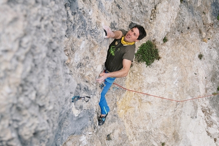 Climb & Clean 2022, Matteo Della Bordella, Massimo Faletti - Climb and Clean 2022: Matteo Della Bordella in arrampicata a Valganna, in provincia di Varese