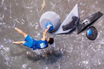 Boulder World Cup 2022, Meiringen - Tomoa Narasaki competing in the final of the Meiringen stage of the Boulder World Cup 2022