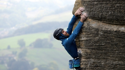 Siebe Vanhee, gritstone UK - Siebe Vanhee su End of the Affair E8 6c a Curbar, headpoint