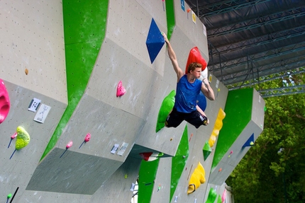 Milano Climbing 2011 - The first stage of the Bouldering World Cup 2011 in Milan