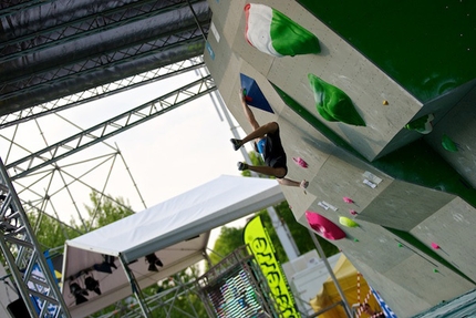 Milano Climbing 2011 - The first stage of the Bouldering World Cup 2011 in Milan