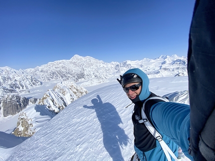 Benjamin Lieber in solitaria sul Moose's Tooth in Alaska