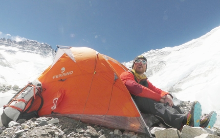 Andrea Lanfri, Luca Montanari, Everest - Andrea Lanfri and Luca Montanari acclimatising on Everest, April 2022