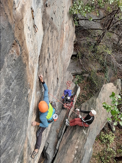 Rochers de Saint-Germain, Valle d'Aosta, Mario Ogliengo, Rocco Perrone - Piroga 7a, Rochers de Saint-Germain, Valle d'Aosta