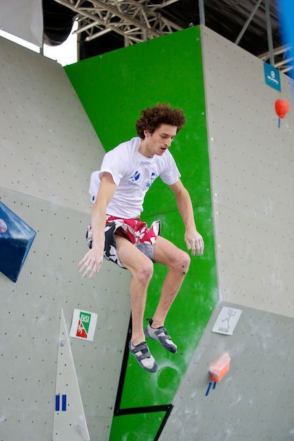 Milan Climbing 2011, la Coppa del mondo di arrampicata a Milano - fall from the block