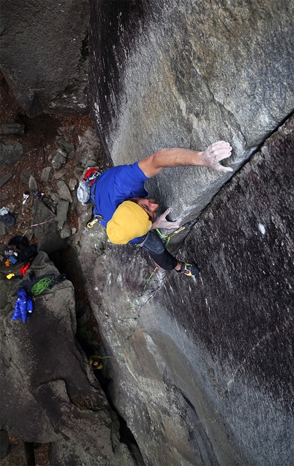 Jacopo Larcher, Cadarese - Jacopo Larcher in arrampicata trad a Cadarese