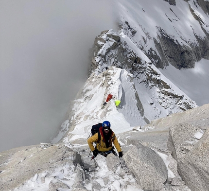 Changabang, Daniel Joll, Kim Ladiges, Matthew Scholes - Daniel Joll, Kim Ladiges e Matthew Scholes sulla parete ovest di Changabang, Himalaya