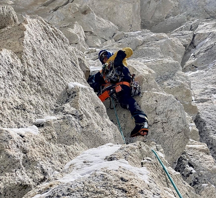 Changabang, Daniel Joll, Kim Ladiges, Matthew Scholes - Daniel Joll, Kim Ladiges e Matthew Scholes sulla parete ovest di Changabang, Himalaya