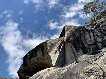 Arrampicata solare in Val Rendena, due vie lunghe nel Parco Naturale Adamello Brenta