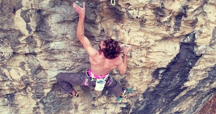 Loïc Zehani frees Chikane 9b at Orgon in France