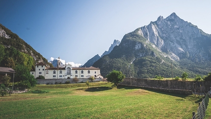 Valle del Mis, Dolomiti Bellunesi - Certosa di Vedana in Valle del Mis (Dolomiti Bellunesi)