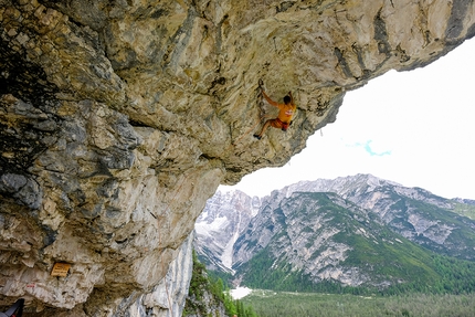 Dolorock 2022: over 200 climbers celebrate in Val di Landro, Dolomites