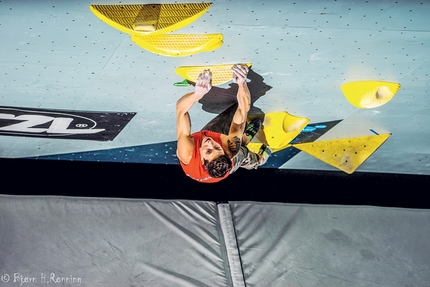 La Bibbia dell'arrampicata - Stian Christophersen in allenamento per l'arrampicata