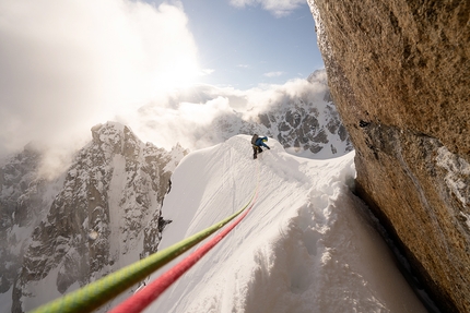 Mount Hunter, Alaska, Full Moon Fever, August Franzen, Clint Helander - Durante l'apertura di Full Moon Fever sul Mount Hunter  in Alaska (August Franzen, Clint Helander 13-16/05/2022)