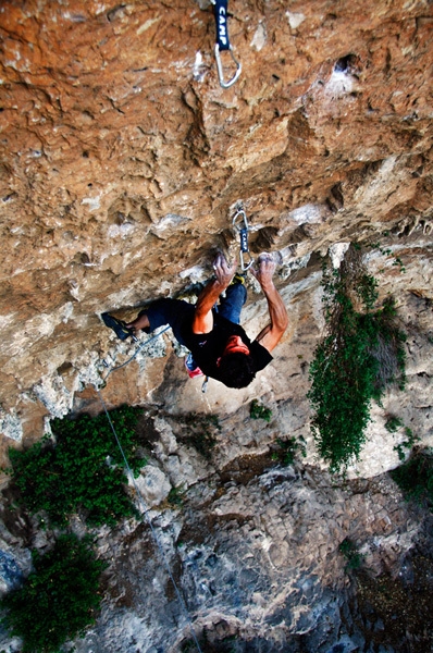 Sport climbing in Greece - Thanasis Xtenas climbing I've got the Paouer 8b a Paou