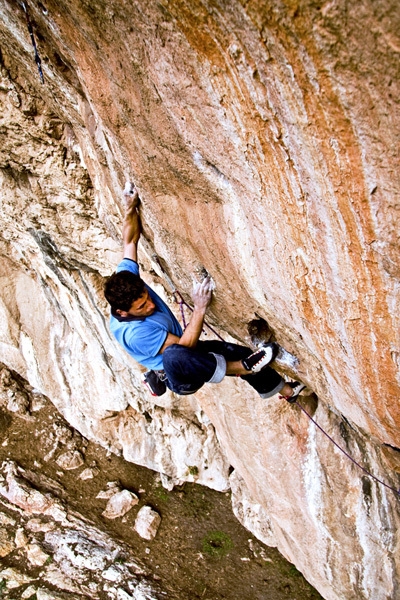 Arrampicata sportiva in Grecia - Chris Tsourvakas, In da Club 8a+ a Kofi, Magnesia, Grecia