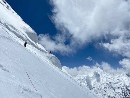 Karakorum, Pakistan, Philipp Brugger, Tomas Franchini, Lukas Waldner - Climbing the north face of Shaue Sar (6653m) in Karakorum, Pakistan (Philipp Brugger, Tomas Franchini, Lukas Waldner 27/05/2022)