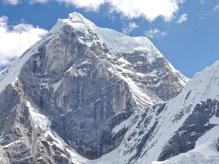 Siula Grande, Peru, Matteo Della Bordella, Alessandro Zeni, Marco Majori, Filip Babicz, Stefano Cordaro - The imposing East Face of Siula Grande in Peru