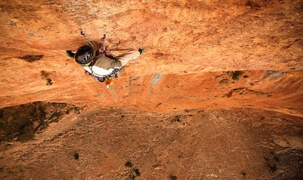 Taghia - Enzo Oddo on pitch 4 of Walou Bass in Taghia, Morocco