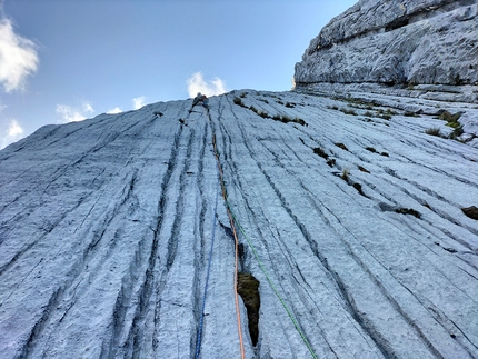 Cerro Tornillo, Perù, Nicolò Geremia, Thomas Gianola, Giovanni Zaccaria - L1 di Rigola Illegale sul Cerro Tornillo in Perù (Nicolò Geremia, Thomas Gianola, Giovanni Zaccaria 21/06/2022)