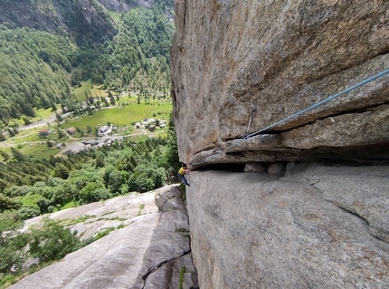 La gallina dalle ovaie d'oro, nuova via in Val di Mello alle Dimore degli Dei