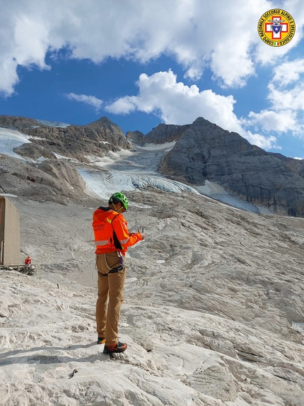 Marmolada, Dolomites - Searching for victims with a drone on Marmolada, Dolomites