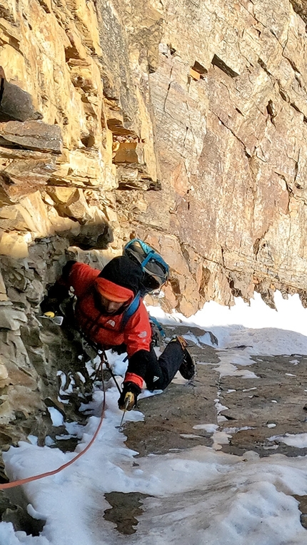 Pumahuacanca, Peru, Iker Pou, Eneko Pou, Micher Quito - Iker Pou, Eneko Pou and Micher Quito making the first ascent of One Push on the SW Face of Pumahuacanca (5563m) in Peru, July 2022