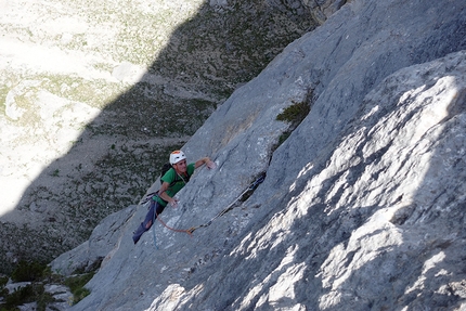 Kolosseum, Hohe Munde, Austria, Egon Egger, Benjamin Zörer  - Making the first ascent of 'Steh auf Gladiator' at Kolosseum on Hohe Munde, Austria (Egon Egger, Benjamin Zörer  2021/22)