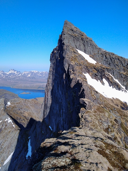 Lofoten, Norway, Helvetestinden, Brasrastindan, Gerber Cucurell, Jordi Esteve - Establishing Nordside on the North Face of Brasrastindan, Lofoten Islands, Norway (Gerber Cucurell, Jordi Esteve 30/05/2022)