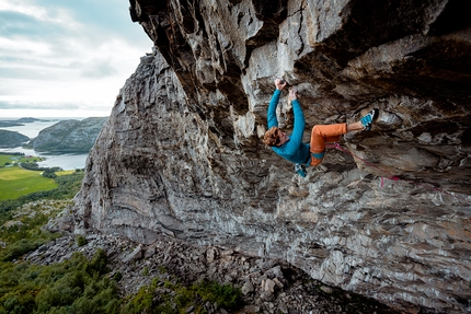 Video: Seb Bouin su Nordic Marathon (9b/+) a Flatanger