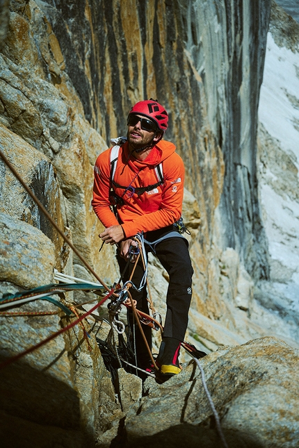 Eternal Flame, Nameless Tower, Trango Tower, Pakistan, Barbara Zangerl, Jacopo Larcher - Barbara Zangerl e Jacopo Larcher su Eternal Flame, Nameless Tower (Trango Pakistan) nel 2021