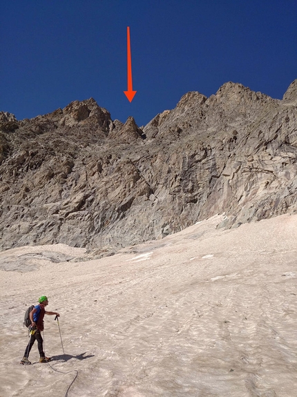 Triolet, Monte Bianco, Cresta del Mont Rouge de Triolet, Ivano Regis, AnnaMaria Bruzzese, Alessandro Fiorenza, Elio Riva - L'apertura di Sulle tracce del Barba, Cresta del Mont Rouge de Triolet, Monte Bianco (AnnaMaria Bruzzese, Alessandro Fiorenza, Elio Riva, Ivano Regis)