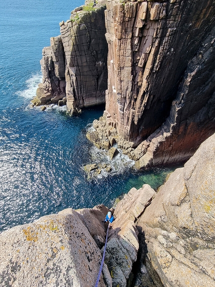 Gola Island, Irlanda, Donegal, Iain Miller - Arrampicata trad sull'isola di Gola, Irlanda