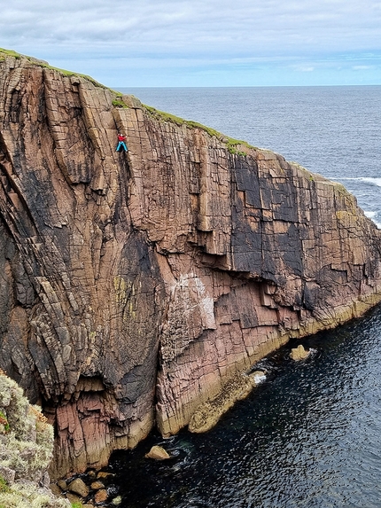 Gola Island, Ireland, Donegal, Iain Miller - Rock climbing on Gola Island, Ireland