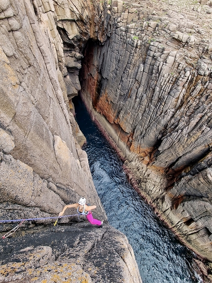 Gola Island, Irlanda, Donegal, Iain Miller - Arrampicata trad sull'isola di Gola, Irlanda