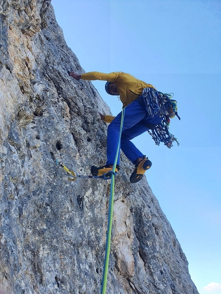 Rotwand, Rosengarten, Dolomites, Simon Messner, Philipp Prünster, Martin Sieberer - Making the first ascent of Männer die auf Wände starren on Rotwand, Rosengarten, Dolomites (Simon Messner, Philipp Prünster, Martin Sieberer 10/07/2022)