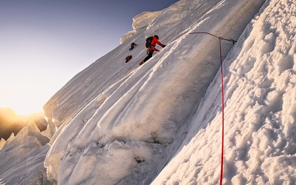 Bondit Peak in Pakistan salito da una spedizione ungherese