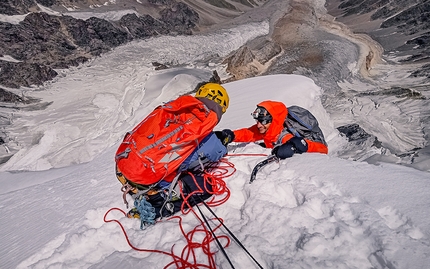 Bondit Peak, Hushe Valley, Pakistan, Laszlo Szasz, Bence Kerekes, Marton Nagy, Viktor Agoston - Bondit Peak in the Hushe Valley in Pakistan (Viktor Agoston, Bence Kerekes, Marton Nagy, Laszlo Szasz, summer 2022)