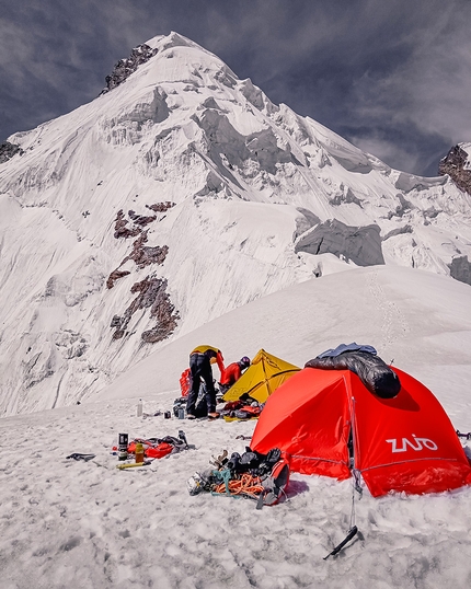 Bondit Peak, Hushe Valley, Pakistan, Laszlo Szasz, Bence Kerekes, Marton Nagy, Viktor Agoston - Bondit Peak in the Hushe Valley in Pakistan (Viktor Agoston, Bence Kerekes, Marton Nagy, Laszlo Szasz, summer 2022)