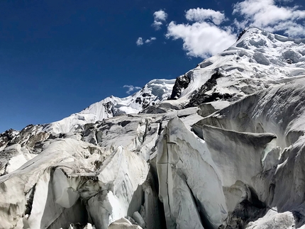 Bondit Peak, Hushe Valley, Pakistan, Laszlo Szasz, Bence Kerekes, Marton Nagy, Viktor Agoston - Bondit Peak in the Hushe Valley in Pakistan (Viktor Agoston, Bence Kerekes, Marton Nagy, Laszlo Szasz, summer 2022)