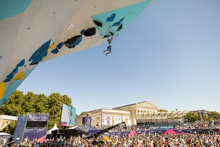 Olympic format debut at Munich: Boulder and Lead combined live streaming