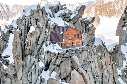 Franato il Bivacco Alberico e Borgna al Col de la Fourche, Monte Bianco