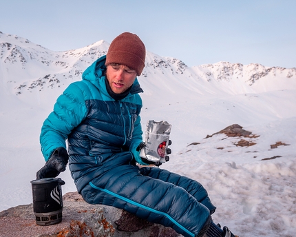 Ryan Colley, Swiss Alpine Traverse - Ryan Colley durante la sua traversata con gli sci delle Alpi Svizzere