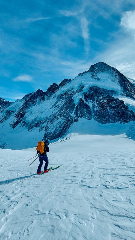 Ryan Colley, Swiss Alpine Traverse - Ryan Colley durante la sua traversata con gli sci delle Alpi Svizzere