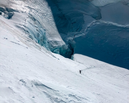 Ryan Colley, Swiss Alpine Traverse - Ryan Colley durante la sua traversata con gli sci delle Alpi Svizzere