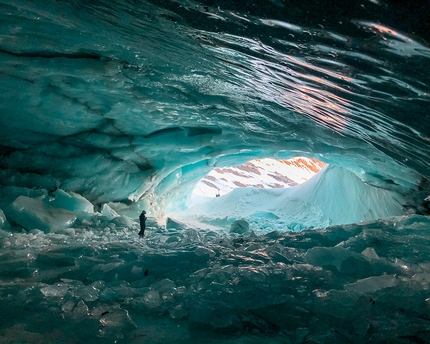 Ryan Colley e la traversata con gli sci delle Alpi svizzere